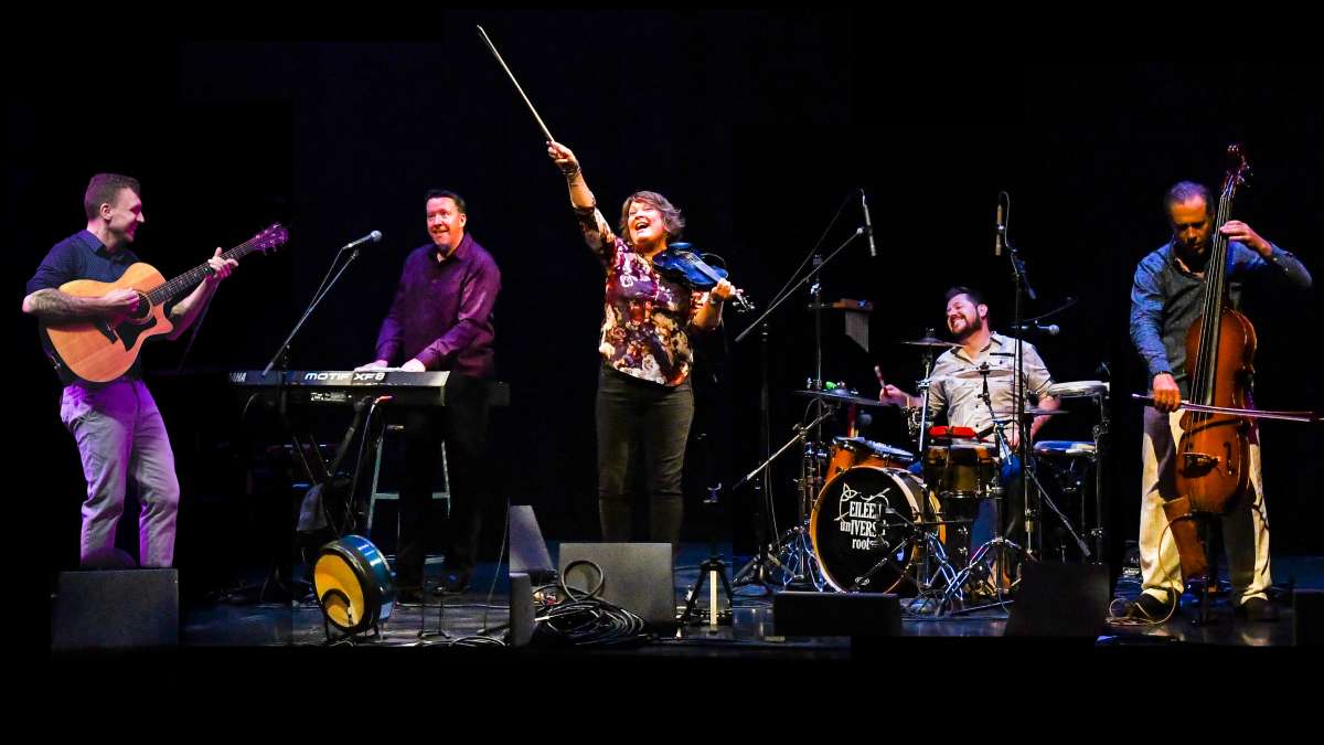 EILEEN IVERS & UNIVERSAL ROOTS