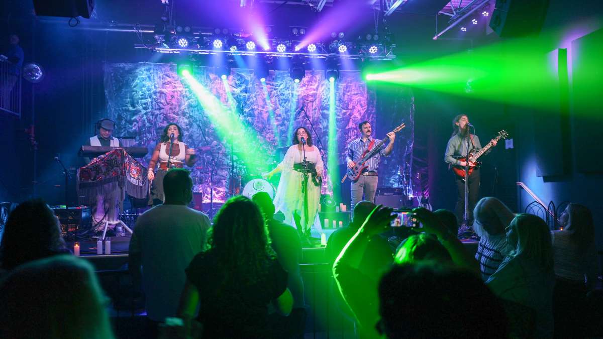 LITTLE LIES – FLEETWOOD MAC TRIBUTE
